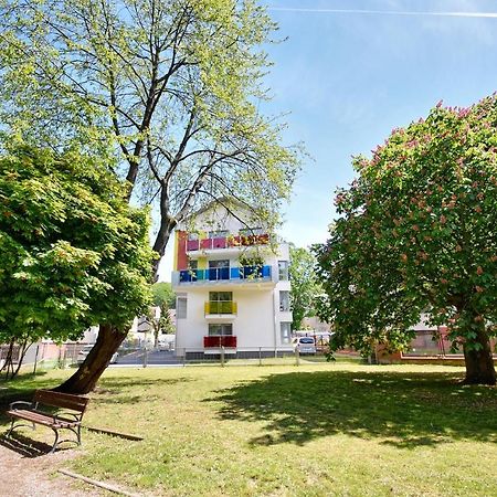 Sea-View Apartamenty Kolorowe Balkony Мендзыздрое Экстерьер фото